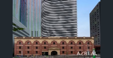 Contemporary 2-Bedroom Lifestyle Next to Melbourne Uni - Photo 4