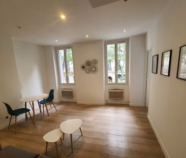 Location Appartement 2 pièces 28m² MARSEILLE 1er - Photo 3