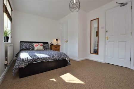 Albert Reed Gardens, Maidstone - Photo 4