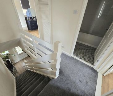 Greenside, Ingleby Barwick, Stockton-On-Tees - Photo 3