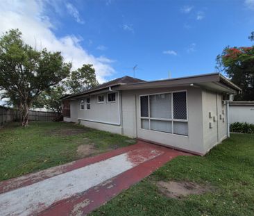 Executive Residence in a Prime Location - Wishart State High and Ma... - Photo 3