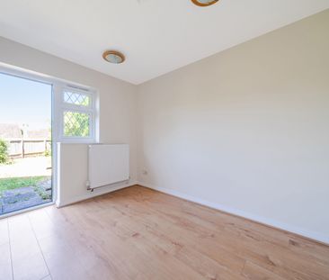 Fox Dene Godalming, Godalming - 4 bedrooms Property for lettings - ... - Photo 1
