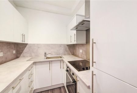 3 Bed Flat, Craven Avenue, W5 - Photo 4
