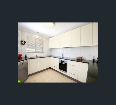 3/24 Montague Street, Fairy Meadow, NSW 2519 - Photo 3