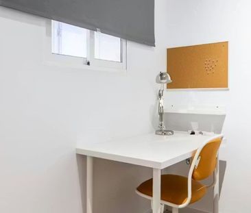 Carrer de l'Antiga Travessera, L'Hospitalet de Llobregat, Catalonia... - Foto 2