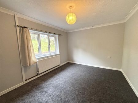 2 bedroom bungalow to rent - Photo 2