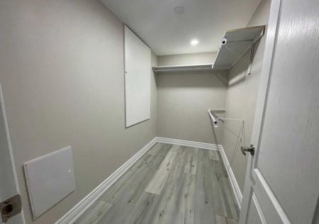 For Lease - 6978 Tassel Crescent Unit# Basement, Mississauga, Ontario - Photo 3