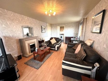 Corentin Court, Falkirk - Photo 2