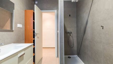 Calle Sueca, Valencia, Valencian Community 46006 - Photo 4