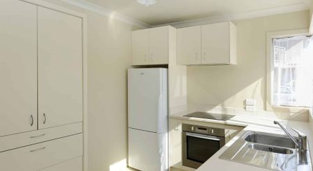 Viewing Time: Wednesday 19th November 12.00-12.15 pm - Photo 4