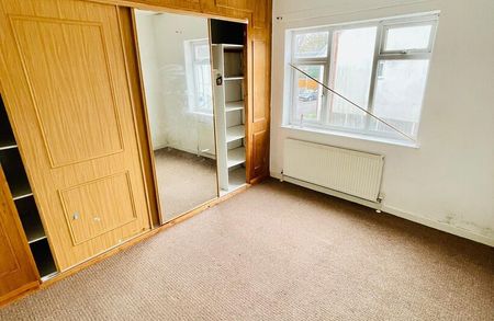 74 Leicester Street, Whitmore Reans, WV6 0PS - Photo 3