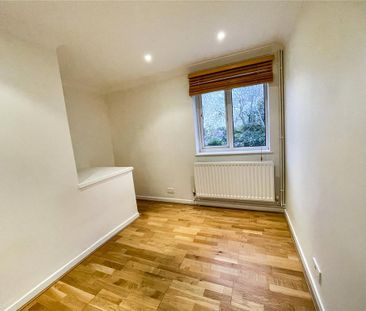 2 bedroom maisonette to rent - Photo 3