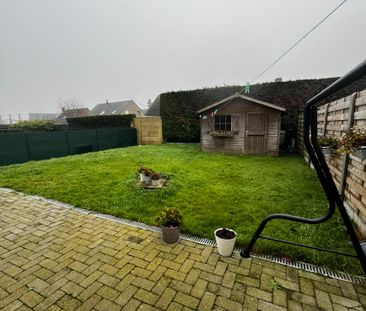 Moderne halfopen woning met zuid gerichte tuin - Photo 1