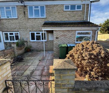 Byron Close, Walton-On-Thames KT12, London - Photo 3