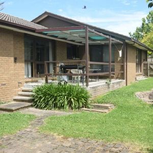 Rowville - Photo 2