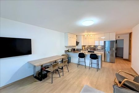 4 pièces - Meublé - 83,85 m² - 3ème étage - Colocation autorisée - Photo 2