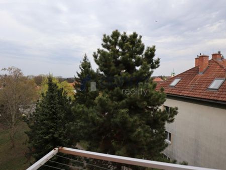 Pronájem bytu 2+kk 45 m2 - Fotografie 5