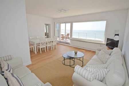 Penthouse op de Zeedijk in Duinbergen met heerlijk terras - Photo 2