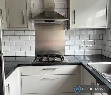 3 bedroom maisonette to rent - Photo 4