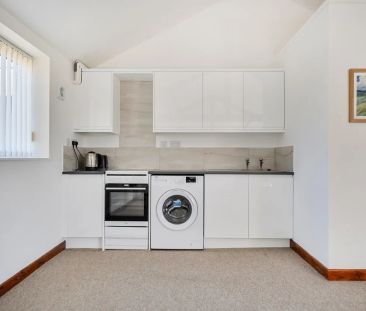 1 bedroom barn to rent - Photo 6
