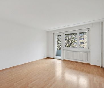 Beautiful renovated apartment in Oensingen - Photo 2