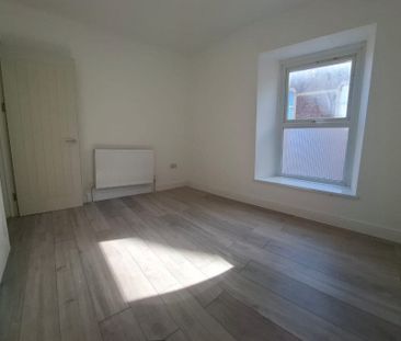 Woodfield Street, Morriston - Photo 1