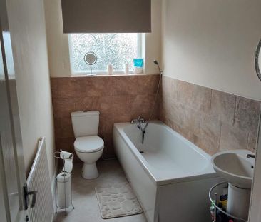 2 bedroom house to rent - Photo 3