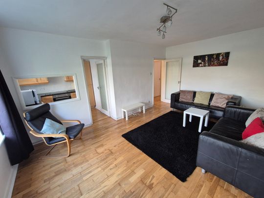 1 Bed Flat, Cambridge Road, SW20 - Photo 1