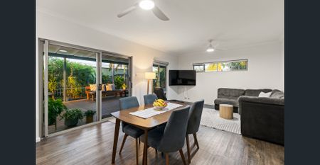 Beautiful Home in the Heart of Broome North - Photo 4