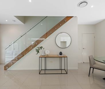 Modern Alderley home! - Photo 2