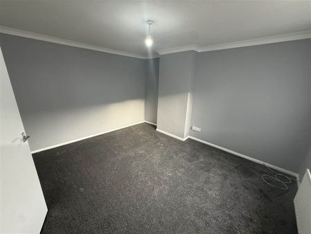 49 Locksley Gardens, Belfast , BT10 0EB - Photo 4