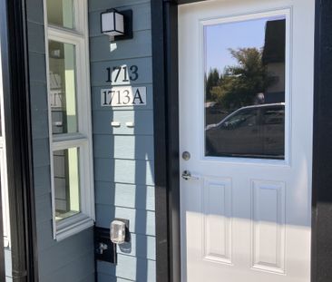 Townhouse in North Vancouver, BC - Photo 6