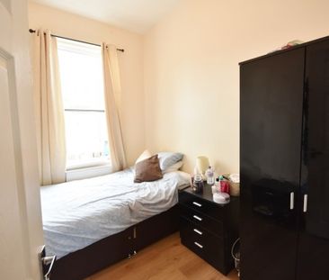 3 Bed - Simonside Terrace, Heaton - Photo 3