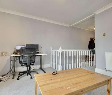 Devonshire Avenue, Southsea, PO4 - Photo 3