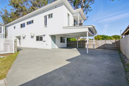34, Jillian Place, QLD, Wynnum West - Photo 2