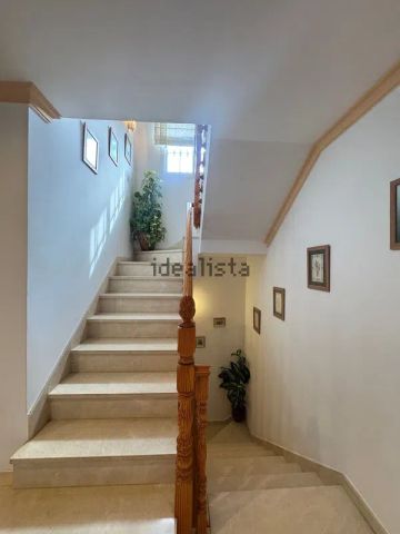 Alquiler de chalet adosado en Urbanizacion Tiro de Pichon s/n - Photo 2