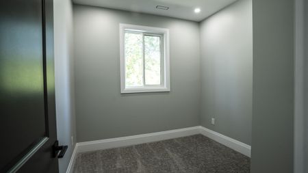 For Lease - 309 Nelson Street, Brantford, Ontario - Photo 5