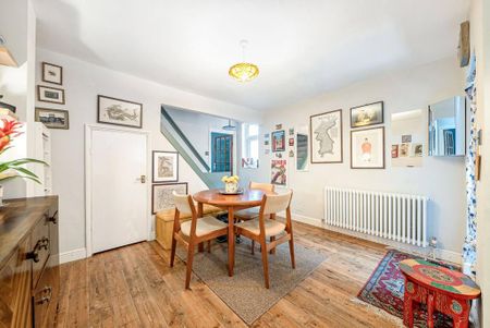 2 bedroom semi-detached house to rent - Photo 3