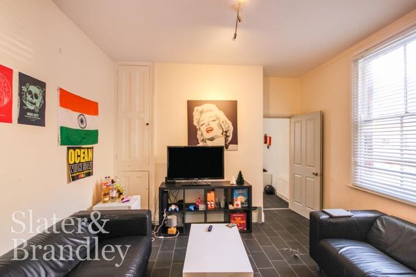 9 bedroom semi-detached house to rent - Photo 1