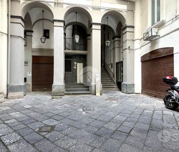 MONOLOCALE A NAPOLI - Foto 1