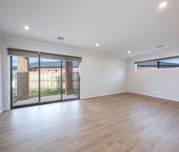 Brand New Family Home - Photo 1