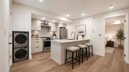 For Lease - 374 Berkley Avenue Unit# B, Carlingwood - Westboro and Area, Ontario - Photo 2