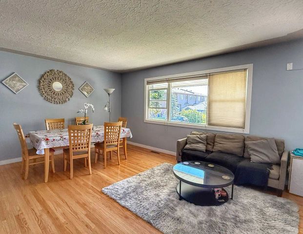 Private Rooms for Rent in Bright 3-Bedroom Main Floor Suite near DT — 3 Bedrooms Room For Rent - Photo 1
