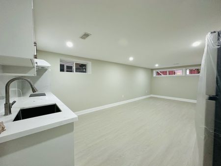 For Lease - 38 Howarth Avenue Unit# #Basment A, Toronto, Ontario - Photo 4