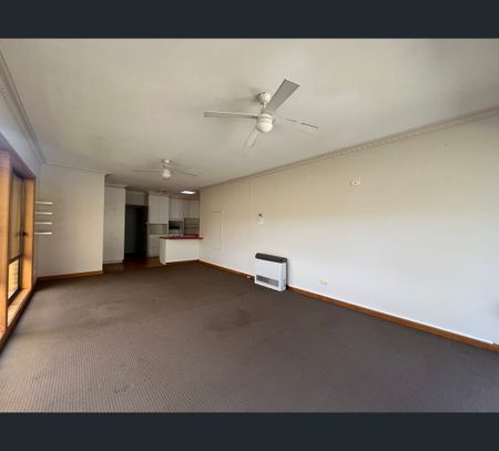 102 The Boulevard, Shepparton, Vic 3630 - Photo 4