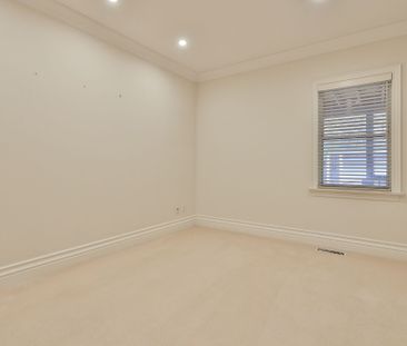 For Lease - 119 Chaplin Crescent Unit# Main, Toronto, Ontario - Photo 4