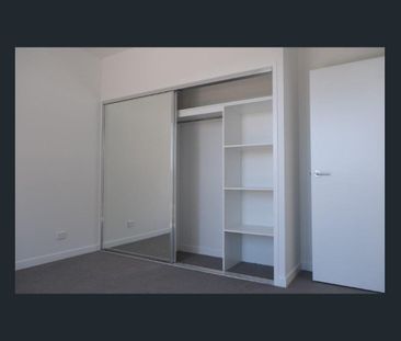 Spacious 1 bedroom townhouse in the Heart of Birtinya Rent goes up ... - Photo 5