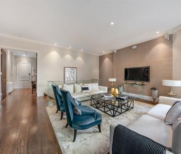 3 bedroom flat to rent - Photo 2