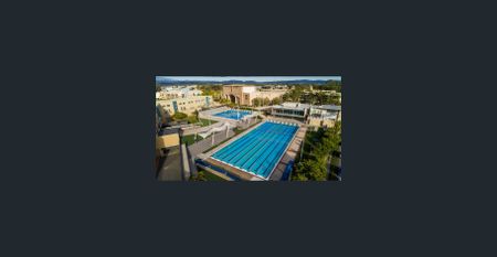 Fully furnished master bedroom with ensuite include all bills, five minutes walk to Bond University – Short-term available！ - Photo 5