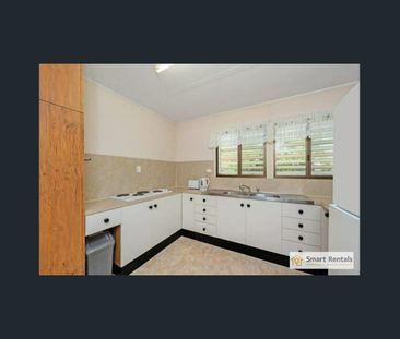 Low-Maintenance Living in Prime Location! - Photo 4